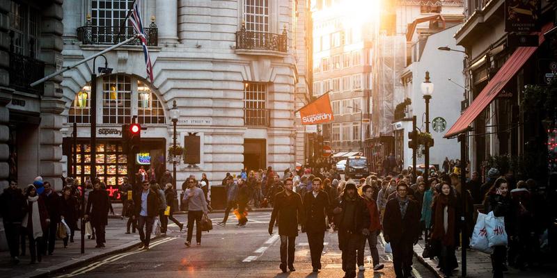 时间敏感网络如何重塑工业物联网：基于数据分析的确定性传输解决方案